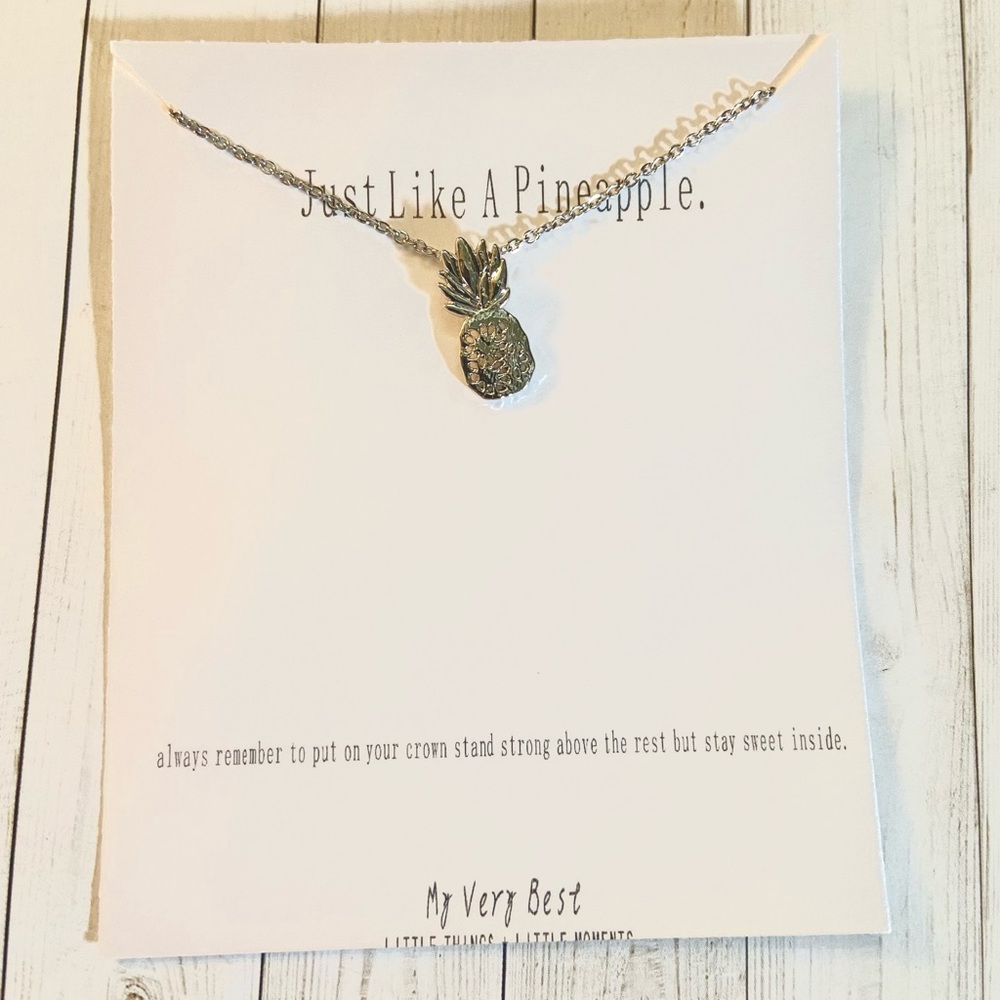 Pineapple necklace
